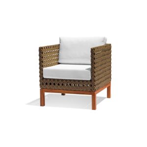 Poltrona Sevilha em Fibra Sintética. A Poltrona é elaborada com estrutura de alumínio revestido de fibra sintética